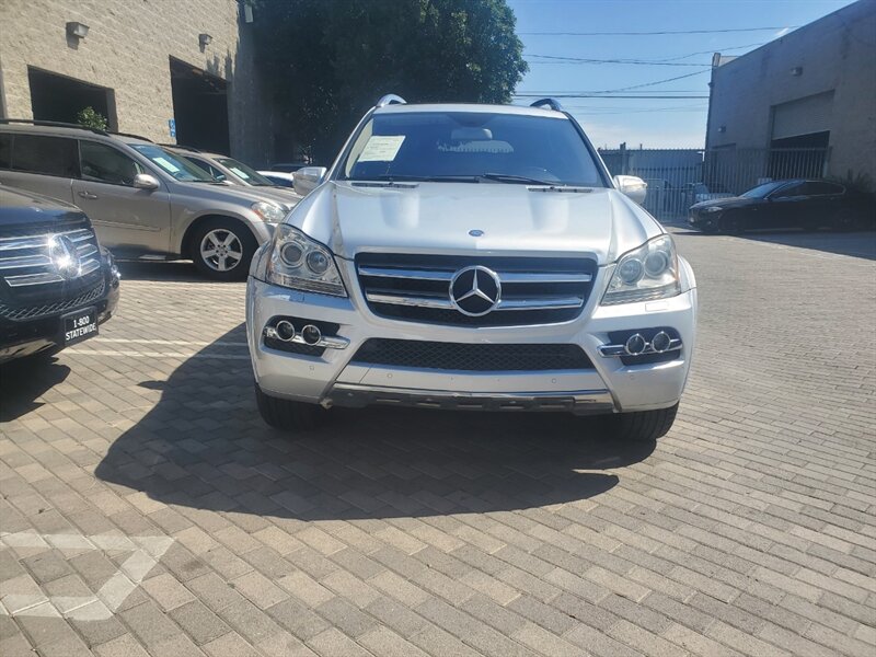 2009 Mercedes-Benz GL 550 4MATIC  