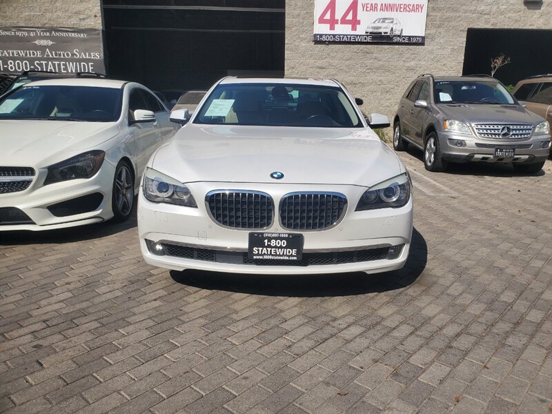2012 BMW 750i  