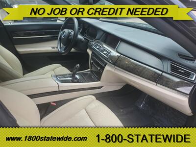 2014 BMW 750i   - Photo 7 - Sun Valley, CA 91352