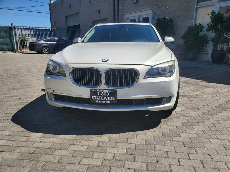 2012 BMW 750Li  