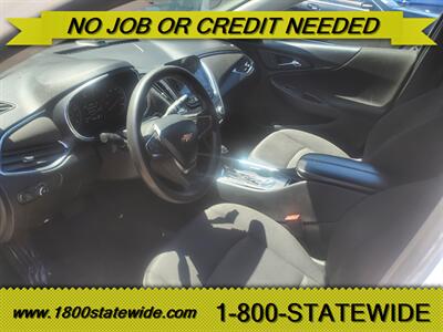 2020 Chevrolet Malibu LT   - Photo 5 - Sun Valley, CA 91352