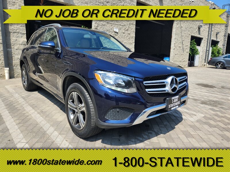 2019 Mercedes-Benz GLC GLC 300   - Photo 1 - Sun Valley, CA 91352