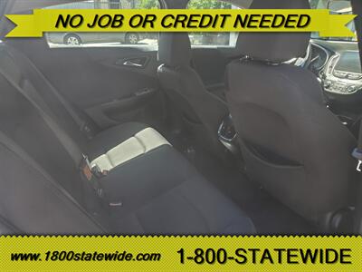 2022 Chevrolet Malibu LT   - Photo 6 - Sun Valley, CA 91352