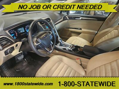 2015 Ford Fusion SE   - Photo 5 - Sun Valley, CA 91352