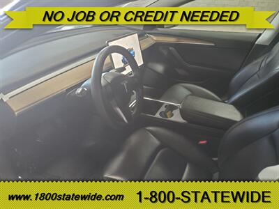 2023 Tesla Model 3   - Photo 5 - Sun Valley, CA 91352