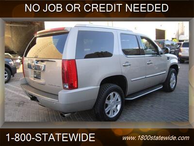 2008 Cadillac Escalade   - Photo 6 - Sun Valley, CA 91352