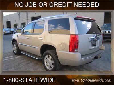 2008 Cadillac Escalade   - Photo 5 - Sun Valley, CA 91352