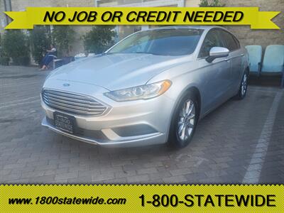 2017 Ford Fusion SE   - Photo 3 - Sun Valley, CA 91352