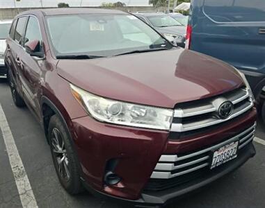 2017 Toyota Highlander LE   - Photo 5 - Spokane Valley, WA 99212