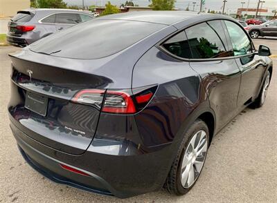 2024 Tesla Model Y Long Range - Photo 5 - Spokane Valley, WA 99212