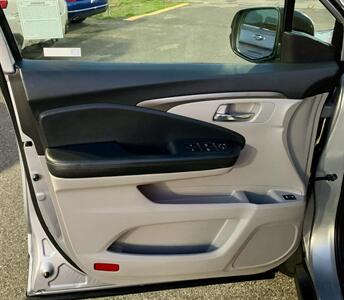 2018 Honda Pilot EX-L w/Navi   - Photo 8 - Spokane Valley, WA 99212