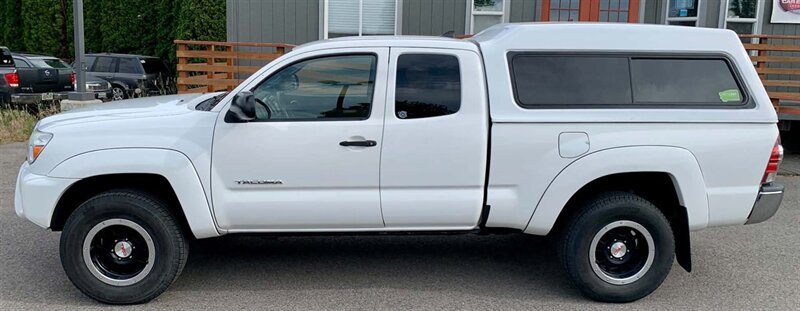 2015 Toyota Tacoma V6   - Photo 1 - Spokane Valley, WA 99212