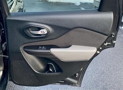 2014 Jeep Cherokee Altitude   - Photo 13 - Spokane Valley, WA 99212