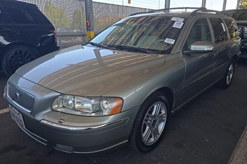Black 2007 Volvo V70 Wagon Front-Wheel Drive 5-Speed Automatic
