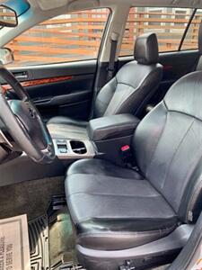 2012 Subaru Outback 3.6R Limited - Photo 8 - Spokane Valley, WA 99212