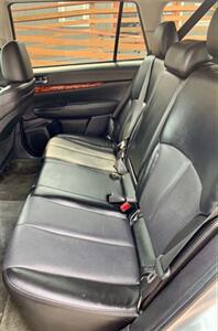 2012 Subaru Outback 3.6R Limited - Photo 9 - Spokane Valley, WA 99212