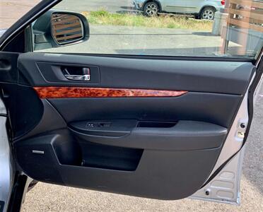 2012 Subaru Outback 3.6R Limited - Photo 12 - Spokane Valley, WA 99212