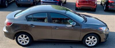 2011 Mazda Mazda3 i Touring - Photo 6 - Spokane Valley, WA 99212