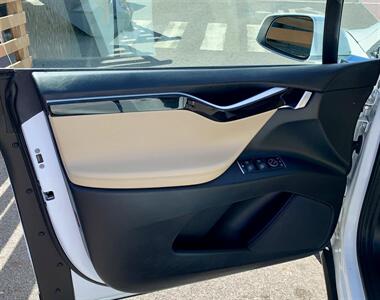 2016 Tesla Model X 75D   - Photo 9 - Spokane Valley, WA 99212