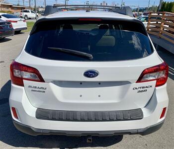2015 Subaru Outback 3.6R Limited   - Photo 4 - Spokane Valley, WA 99212