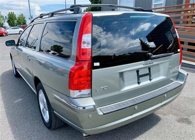 2007 Volvo V70 2.5T   - Photo 3 - Spokane Valley, WA 99212