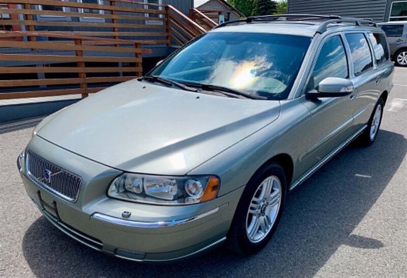2007 Volvo V70 2.5T   - Photo 1 - Spokane Valley, WA 99212