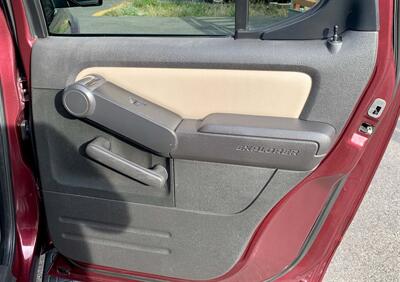 2007 Ford Explorer Sport Trac Limited   - Photo 13 - Spokane Valley, WA 99212