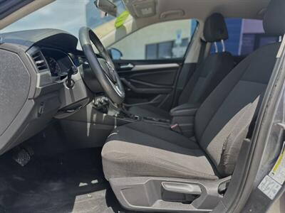 2019 Volkswagen Jetta S   - Photo 3 - Yuma, AZ 85364