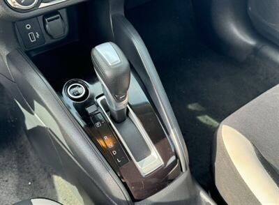 2021 Nissan Versa SV   - Photo 9 - Yuma, AZ 85364