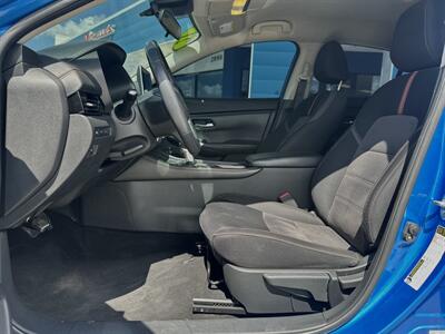 2021 Nissan Sentra SR   - Photo 3 - Somerton, AZ 85350
