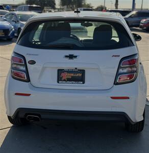 2020 Chevrolet Sonic LT - Photo 8 - Yuma, AZ 85364
