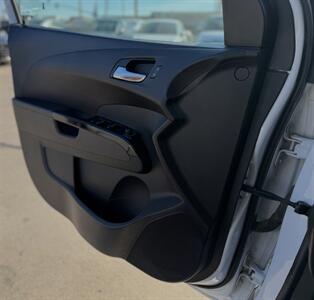2020 Chevrolet Sonic LT - Photo 6 - Yuma, AZ 85364