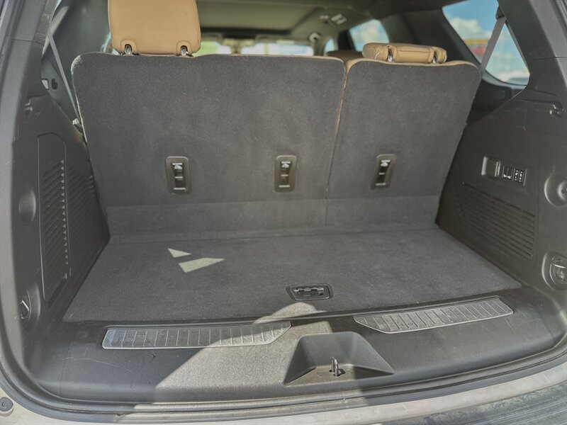 2021 Chevrolet Tahoe Premier photo 4