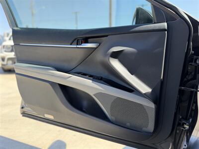 2019 Toyota Camry SE   - Photo 10 - Yuma, AZ 85365