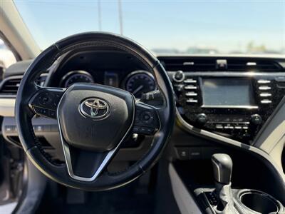 2019 Toyota Camry SE   - Photo 2 - Yuma, AZ 85365