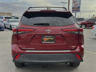 2022 Toyota Highlander LE - Photo 10 - Yuma, AZ 85364