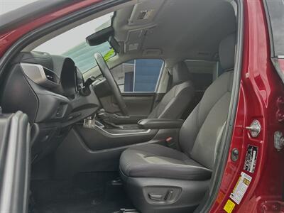 2022 Toyota Highlander LE   - Photo 3 - Yuma, AZ 85364