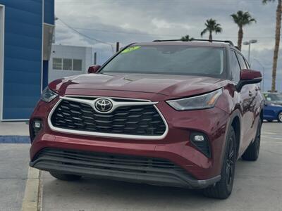 2022 Toyota Highlander LE - Photo 8 - Yuma, AZ 85364