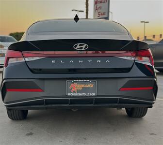 2024 Hyundai ELANTRA SEL   - Photo 9 - Yuma, AZ 85364