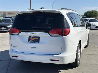 2021 Chrysler Voyager LXi   - Photo 10 - Somerton, AZ 85350