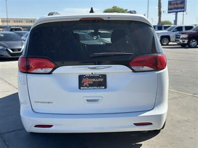 2021 Chrysler Voyager LXi   - Photo 9 - Somerton, AZ 85350