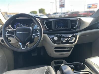 2021 Chrysler Voyager LXi   - Photo 2 - Somerton, AZ 85350