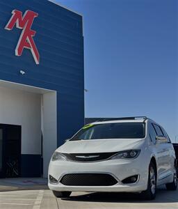 2018 Chrysler Pacifica Limited Van