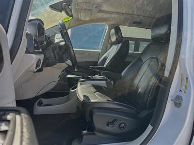 2018 Chrysler Pacifica Limited   - Photo 5 - Yuma, AZ 85365