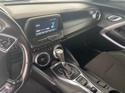 2018 Chevrolet Camaro LT   - Photo 5 - Yuma, AZ 85364