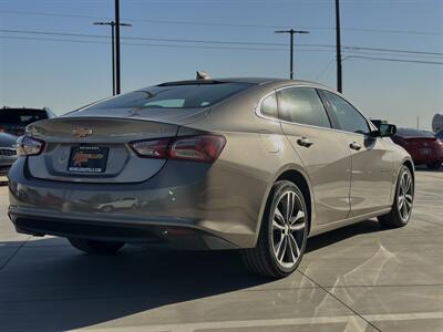 2022 Chevrolet Malibu LT   - Photo 8 - Somerton, AZ 85350