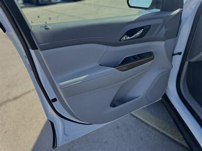 2019 GMC Acadia SLE-1 - Photo 8 - Yuma, AZ 85364