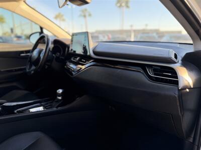 2021 Toyota C-HR LE   - Photo 8 - Yuma, AZ 85364