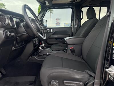 2022 Jeep Gladiator Overland - Photo 3 - Yuma, AZ 85364