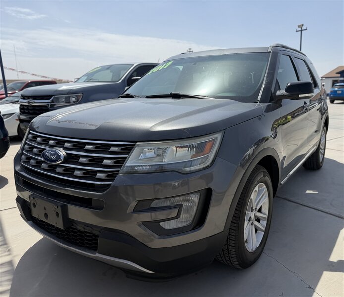 2017 Ford Explorer XLT   - Photo 1 - Somerton, AZ 85350